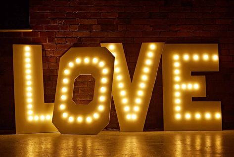 Inspired by the Hollywood Hills, vintage circus letters are a must have for weddings and summer soirees. If you love this look, you can achieve it for less with our DIY guide. Feel the love Marquee light letters are a statement party decoration which can't be missed! With a bit of know-how and a few strings of our festoon lights, you can create your own light letter sign in a matter of moments. It's easier than you think, although you may need the h Light Letters Diy, Diy 21st Birthday Decorations, Diy Wedding Letters, Circus Letters, Diy Wedding Lighting, Diy Marquee Letters, Diy Outdoor Weddings, Lighted Marquee Letters, Lights Wedding Decor