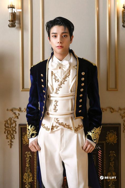 ENHYPEN PICS on Twitter: "210421 NAVER #JAKE #ENHYPEN @ENHYPEN_members… " Prince Clothes, Royal Outfits, K Pop, Boy Bands, Mini Albums, Jay, Victorian Dress, Carnival, Prince