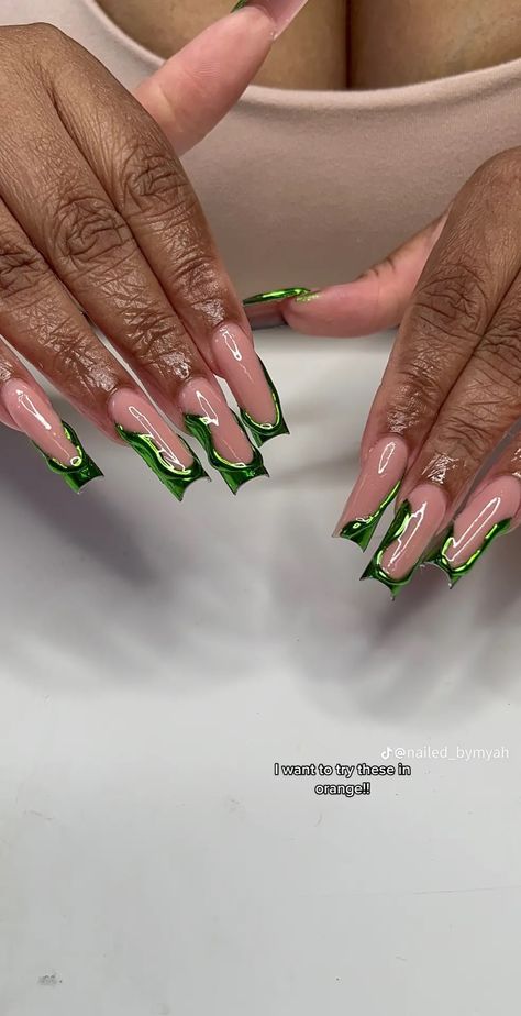 Melted Nail Art, Long Green Nails Acrylic, Hollywood Glam Nails, Green Nail Designs Coffin, Green Drip Nails, Green Classy Nails, Green Square Acrylic Nails, Edgy Short Nails, Green Nail Inspo Acrylic