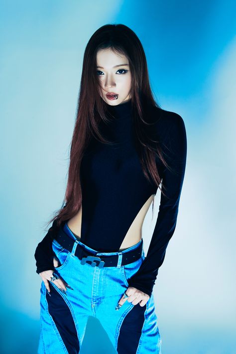 Black Turtle Neck, Winter Photoshoot, Aespa Winter, Winter Aespa, Bodysuit Top, Winter Tops, Black Mamba, Busan, Kpop Girl Groups