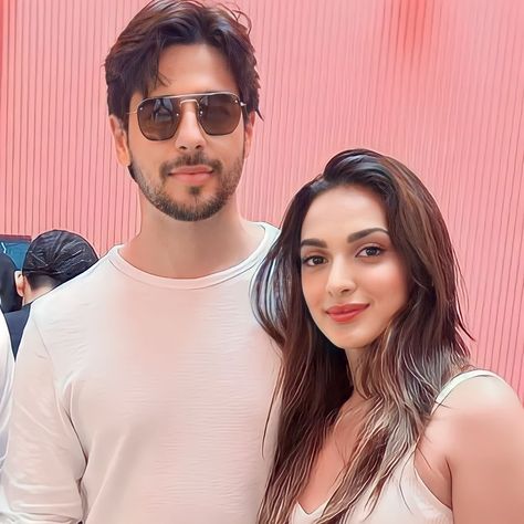 Sidharth Malhotra Wallpapers, Sid Kiara, Sid Malhotra, Siddharth Malhotra, Sidharth Malhotra, Handsome Celebrities, Inspirational Quotes Wallpapers, Quotes Wallpapers, Kiara Advani