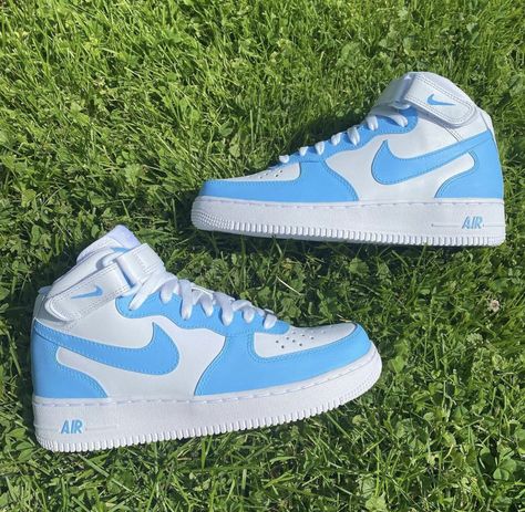 Hightop Airforce, Airforce 1s, Air Force Sneakers, Custom Baby, Nike Air Force Sneaker, Nike Air Force, Baby Blue, Air Force, High Tops