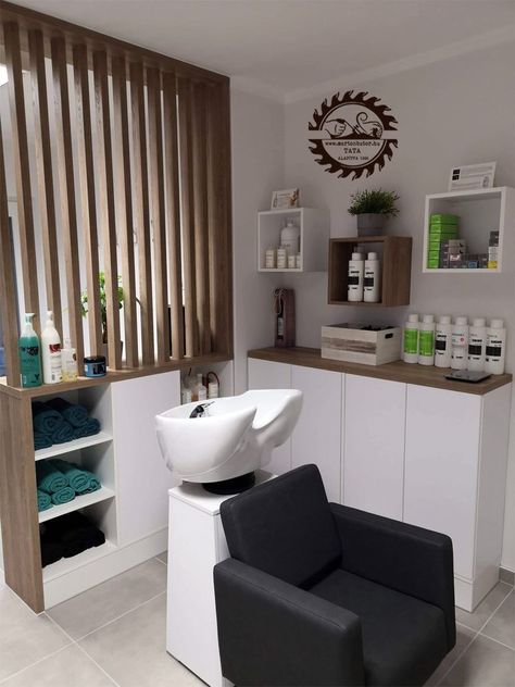 Hair Studio Ideas, Small Salon Designs, Small Hair Salon, Salon Suite Decor, Beauty Shop Decor, Hair Salon Interior Design, Small Salon, Home Hair Salons, Home Beauty Salon