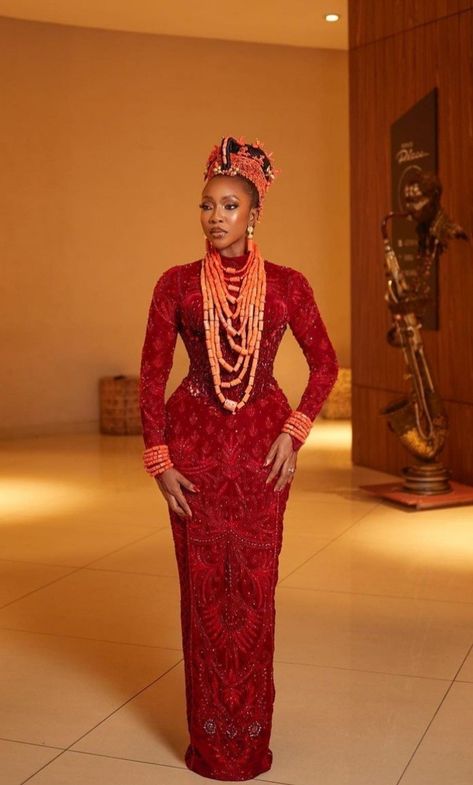 Edo Brides Wedding Attire, Edo Attire For Women, Traditional Marriage Outfit For Bride, Red African Wedding Dress, Igbankwu Attire, Edo Bride Outfit, Edo Traditional Wedding Attire, Benin Bride, Edo Brides