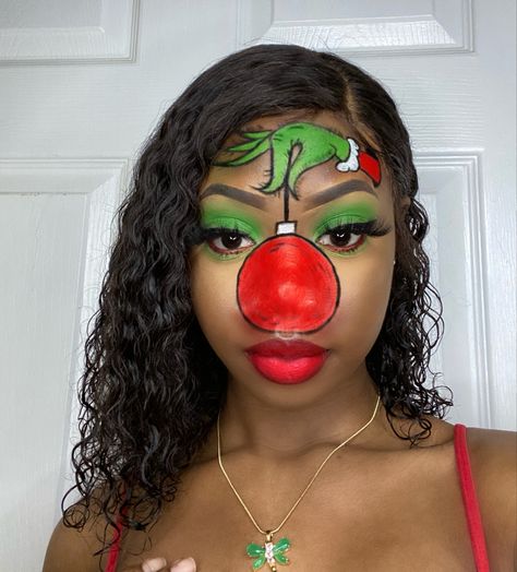 Follow @alandradsire on instagram Grinch Makeup Easy, Cute Grinch Makeup, Grinch Makeup, Cute Grinch, Makeup Easy, The Grinch, Creative Makeup, Black Magic, Makeup Art