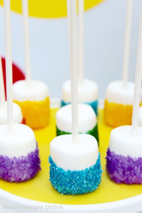 Rainbow Marshmallow Pops- great, simple dessert for Inside Out Movie Night, rainbow party or St. Patricks Day Inside Out Movie Night, Rainbow Marshmallow, Inside Out Party Ideas, Inside Out Movie, Night Rainbow, Rainbow Unicorn Party, Trolls Birthday Party, Rainbow Parties, Troll Party