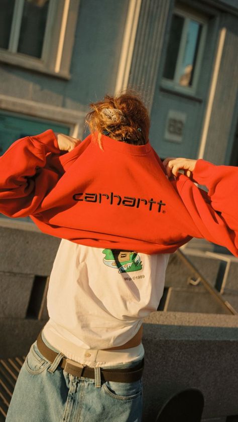 Carhartt Editorial, Streetwear Editorial, Soft Graphic, Carhartt Work In Progress, Clothing Photography, Men Street, Carhartt Wip, Madrid Spain, Fashion Shoot