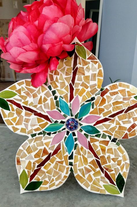 Sept 2018 hibiscus flower mosaic Auction Basket, Flower Mosaic, Auction Baskets, Mosaic Pots, Mosaic Flowers, Hibiscus Flower, Basket Ideas, Hibiscus Flowers, Hibiscus