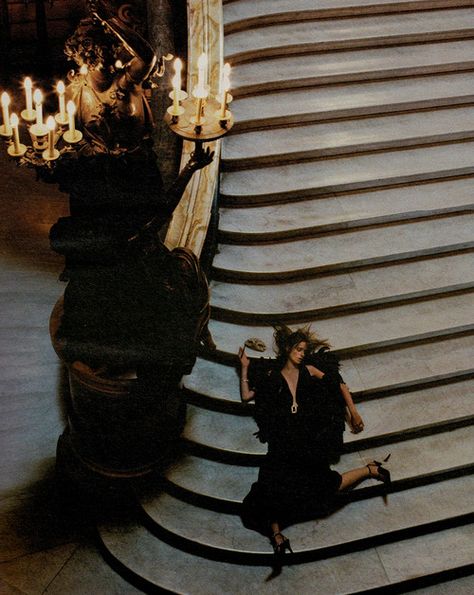 Grand Illusions. Anne Catherine Lacroix in Yves Saint Laurent Fall 2000, photographed by Michael Thompson for W, September 2000. Elegant Staircase, Romantic Editorial, Hotel Photoshoot, Michael Thompson, Museum Fashion, Fashion Words, Photographie Portrait Inspiration, Take The Stairs, Photoshoot Concept