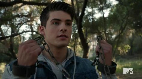 #TeenWolf #S6E7 #Heartless | Theo Cody Christian Teen Wolf, Theo Raeken, Teen Wolf Memes, Dylan Obrian, Dylan Sprayberry, Teen Wolf Funny, Wolf Stuff, Cody Christian