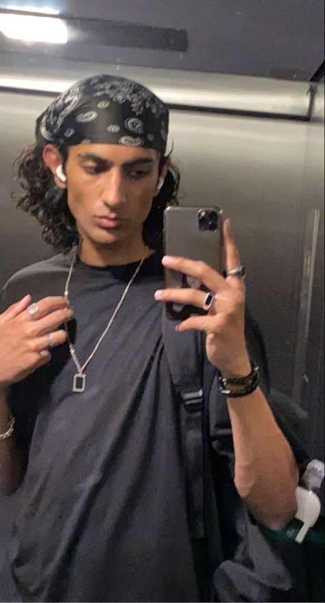 Bandana Hairstyles For Long Hair, Brown Boys, Bandana Outfit, Boy Dress, Boys Long Hairstyles, Bandana Styles, Bandana Hairstyles, Attractive Guys, Fresh Cut