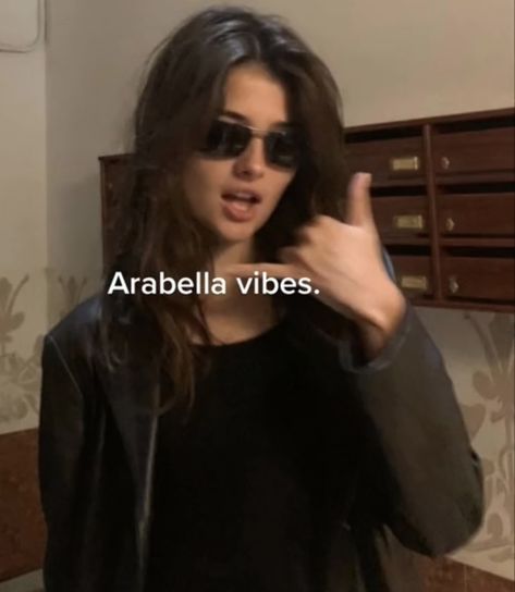 Rockstar Gf Aesthetic Hairstyle, The Arctic Monkeys Aesthetic, Arctic Monkey Girl Aesthetic, Artic Monkeys Aesthetics, Artic Monkeys Girl, Arctic Monkeys Girl Aesthetic, Arabella Arctic Monkeys, Maeve Core, Arabella Aesthetic