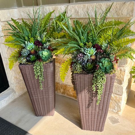 Succulents In Tall Planters, Desert Porch Decor, Front Porch Succulents Planters, Large Pot With Succulents, Flower Pot Arrangements Indoor, Front Porch Planter Ideas Artificial, Succulent Front Porch, Succulent Outdoor Planters, Front Porch Succulent Planter Ideas