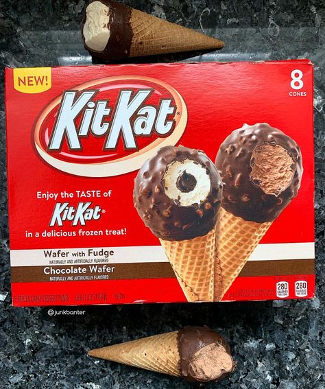 Frozen Treat, Kit Kat, Sweet Savory, Happy Friday, Fudge, Snack Recipes, Frozen, Lab, Ice Cream