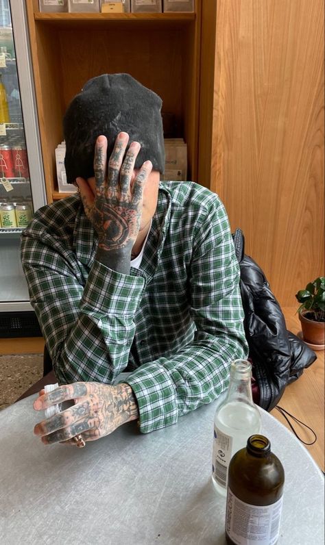 Asap Nast, Flannel Aesthetic, Cold Fits, Good Girls, Dark Tattoo, Romantic Date, Mens Outfit Inspiration, Checkered Shirt, Men Street