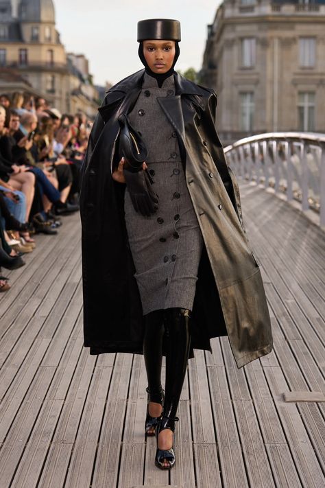 Boho Street Style, Parisian Summer, Azzedine Alaia, Runway Trends, Haute Couture Fashion, Fashion Week Street Style, Fashion Show Collection, Spring 2024, Large Fashion