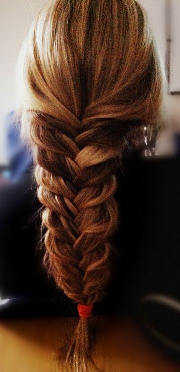 Messy Fishtail Braid, Messy Side Braid, Messy Fishtail Braids, Messy Fishtail, Big Braids, Fishtail Braid, Fish Tail, Twist Braids, Fish Tail Braid