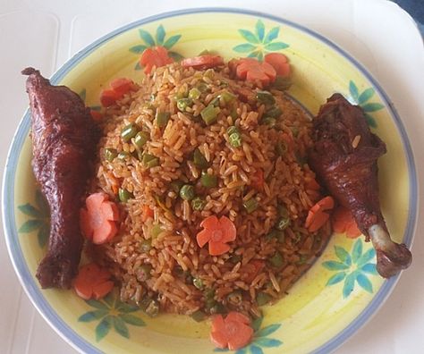 Jollof rice is one of the accepted and most preferred rice dishes during all ceremonial events like party, wedding,Christmas,dedication,graduation and Coconut Fried Rice, Nigeria Food, Carrots And Green Beans, Jollof Rice, Vegetable Rice, African Recipes, Health Dinner, Coconut Rice, Health Dinner Recipes