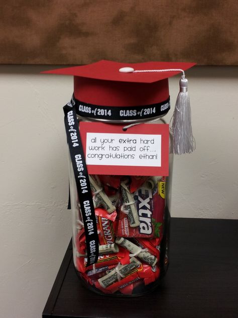 Money Gift Ideas, Extra Gum, Graduation Money Gifts, Graduation Money, Celebrate Good Times, Pinterest Projects, Anniversary Present, Money Gift, Candy Gifts