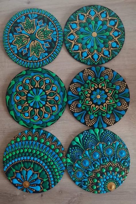 Easy Mandala Drawing, Mandala Painted Rocks, Coaster Art, Mandala Rock Art, Mandela Art, Mandala Art Therapy, Simple Mandala, Mandala Design Pattern, Mandala Art Lesson