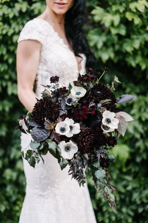 Dahlia Wedding Bouquets, Early Spring Wedding, Dahlias Wedding, Burgundy Dahlia, Dahlia Bouquet, Spring Wedding Bouquet, Winter Wedding Bouquet, Dark Wedding, Moody Wedding