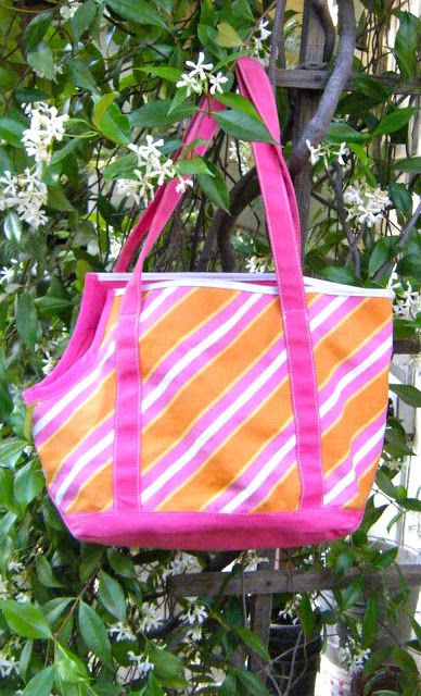 Sew DoggyStyle: Easiest Upcycled Tote Transformation Ever!!! Dog Carrier Pattern, Diy Dog Bag, Bamboo Growing, Bed Tutorial, Dog Carrier Purse, Sew Curtains, Upcycled Tote, Bamboo Stakes, Dog Carrier Sling