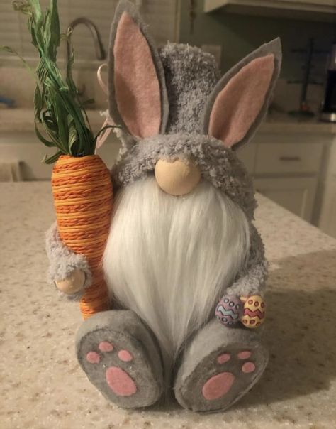 Nordic Easter, Creative Easter Eggs, Easter Gnome, Easter Bunny Crafts, Gnomes Diy, Spring Easter Crafts, The Easter Bunny, Diy Gnomes, Gnome Patterns