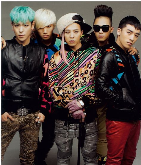 Big Bang Kpop, G Dragon Top, Gu Family Books, Magazine Japan, Big Bang Top, Cn Blue, Very Important Person, Bigbang G Dragon, Vip Bigbang