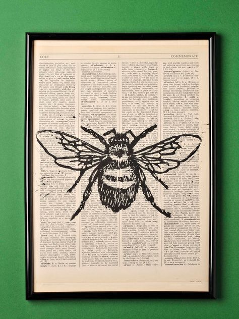 Bee Lino Print by KeenCrafter on Etsy Linolium Printing, Linoleum Print Ideas, Lino Print Ideas, Lino Cut Prints, Lino Printing, Linoleum Print, Linoleum Block Printing, Linocut Printmaking, Lino Art