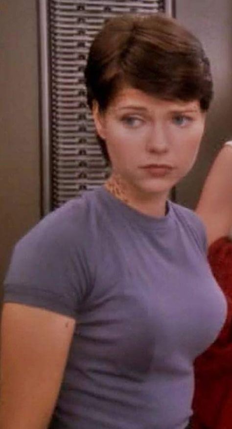 Ezri Dax Ezri Dax Ds9, Ezri Dax Star Trek, Dax Star Trek, Women Characters, Star Trek Ds9, Sci Fi Girl, Speculative Fiction, Short Cut, Sci Fi Movies