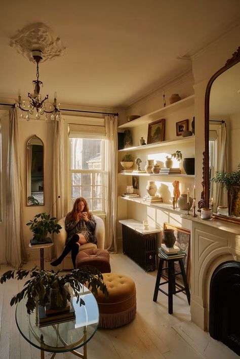 Photo 7 of 7 in How One Influencer Created a French Chateau Vibe in Her Greenpoint Rental - Dwell French Apartment Aesthetic, Living Room Designs Apartment, Rooms Apartment, Chateaux Interiors, Parisian Decor, French Apartment, Apartment Renovation, Apartment Aesthetic, Parisian Apartment