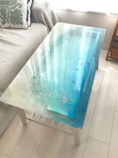 Ocean Room Decor, Seni Resin, Beachy Bedroom, Resin Art Painting, Resin Furniture, Beach House Interior, Cute Room Ideas, Diy Resin Crafts, Coastal Design