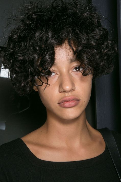 Proenza Schouler Damaris Goddrie, Editor In Chief, Gender Envy, Real Girls, Afro Hairstyles, Beauty Trends, Proenza Schouler, Hair Trends, Makeup Inspiration