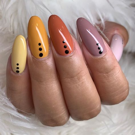 Pre Fall Nails 2023, Autumn Nails 2023 Trends, Fall Nails 2023 Trends, Autumn Nails 2023, Short Autumn Nails 2023, Pumpkin Spice Inspired Nails, Pre Fall Nails, Short Nail Designs Autumn 2024, Autumn Nail Designs 2024 Short