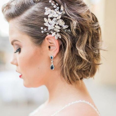 short wedding hairstyles for brides - The Bridal Buzz Bridal Hair Piece Short, Bridal Short Hairstyles With Veil, Indian Bride Short Hairstyle, Short Hairstyles For Wedding The Bride, Short Blonde Bridal Hair Down, Bob Bridal Hair, Bridal Hair Short Bob Veils, Bridal Hair Short Bob, Bridal Bob