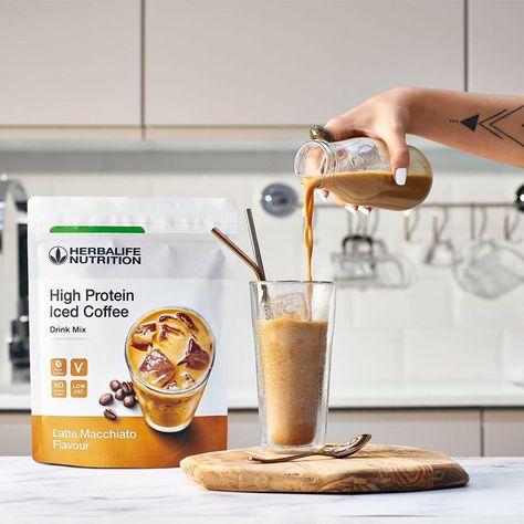 Coffee Herbalife, Herbalife Shop, High Protein Iced Coffee, Protein Iced Coffee, Herbalife Protein, Herbalife Results, Herbalife Business, Herbalife Nutrition Club, Herbalife Shake Recipes