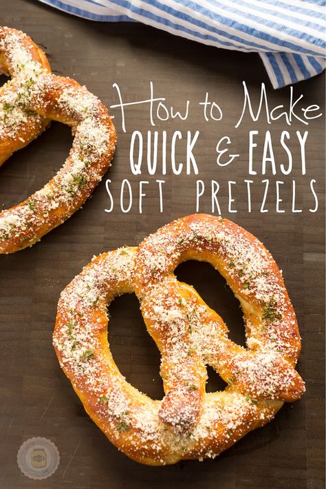 Garlic Parmesan Soft Pretzels + 2 other ways! | Little Spice Jar Easy Pretzels, Parmesan Pretzels, Most Pinned Recipes, Pretzel Recipe, Soft Pretzel Recipe, Homemade Pretzels, Soft Pretzel, Pretzels Recipe, Easy Meal Ideas