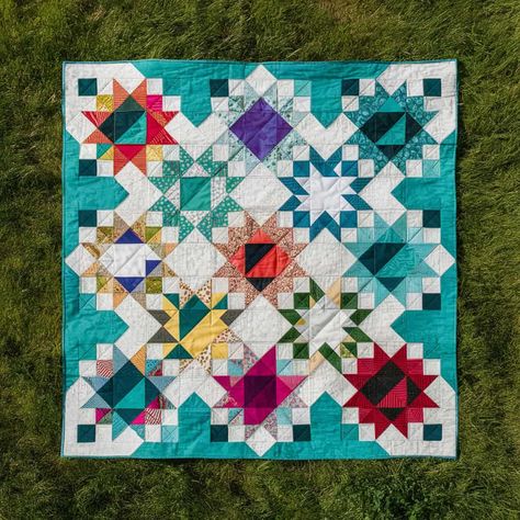 10 Stunning Quilt Ideas to Spark Creativity with Your 10" Charm Squares! - Fabricerie Churn Dash Quilt, Log Cabin Designs, Charm Squares, Fun Quilt, Subtle Ombre, Quilting Designs Patterns, Raw Edge Applique, Classic Quilts, Pinwheel Quilt