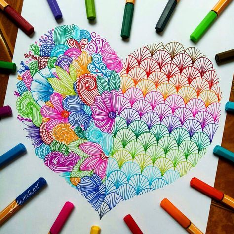 Colorful Drawings Doodles, Doodle Art Design Creative, Colourful Doodle Art Drawings, Fineliner Art Doodles, Creative Heart Drawing, Heart Mandala Art, Zentangle Art Colorful, Romantic Doodles, Love Mandala Art