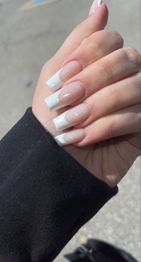 Sparkly White French Tip Nails, Sparkly Nails French Tips, Sparkly French Tip, Sparkly French Tip Nails, Sparkly French Tips, Tip Acrylics, Mail Inspo, French Tip Acrylics, White French Tip