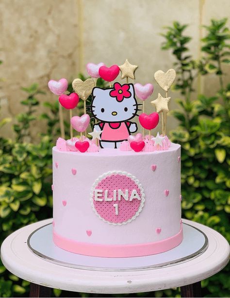 Hello Kitty Birthday Party Ideas Cake, Kitty Cake Design, Hello Kitty Cake Ideas, Hello Kitty Torte, Kue Hello Kitty, Hello Kitty Cake Design, Hello Kitty Cakes, Tort Hello Kitty, Bolo Da Hello Kitty