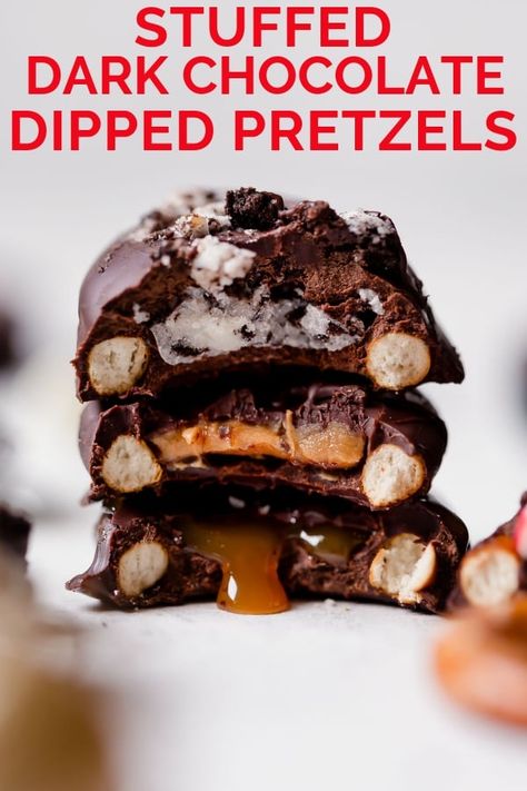 stuffed dark chocolate dipped pretzels {no bake!} - Plays Well With Butter Pretzel Dip Recipes, Stuffed Pretzels, Holiday Pretzels, Christmas Toffee, Easy Christmas Candy Recipes, Dipped Pretzels, Chocolate Candy Recipes, Chocolate Dipped Pretzels, Pretzel Dip