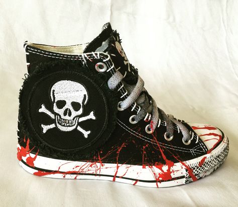 Skull & Cross Bones Converse "All Star" shoes from ChadCherryClothing. Skull Converse, Star Converse, All Star Shoes, Cross Bones, All Stars Converse, Star Shoes, Vans High Top Sneaker, Vans Sk8, Metal Style