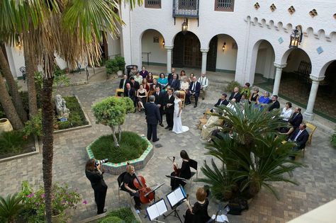 Wedding on the Grounds | McNay Art Museum Old School Wedding, Mcnay Art Museum, Intimate Reception, Modern Art Museum, School Wedding, Art Museum Wedding, Art Plan, Texas Style, Museum Wedding