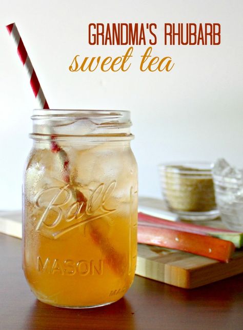 Grandma's Iced Rhubarb Tea Recipe Rhubarb Tea, Strawberry Rhubarb Sauce, Healthy Recipes Crockpot, Yummy Summer Drinks, Recipes Potato, Making Iced Tea, Iced Tea Recipes, Summer Drink Recipes, Dinner Recipes Healthy