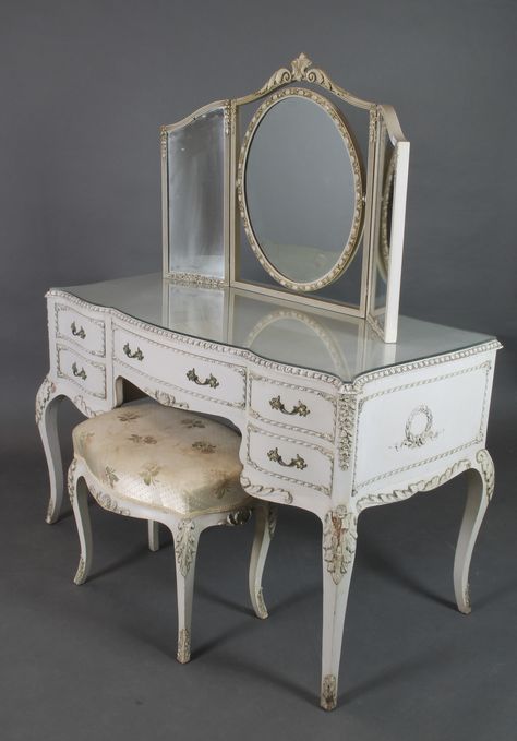 Old Fashion Dressing, Rococo Vanity, Hollywood Room, Gold Leaf Furniture, Dressing Table Chair, French Provincial Home, Disney Room Decor, Dressing Table With Chair, French Rococo