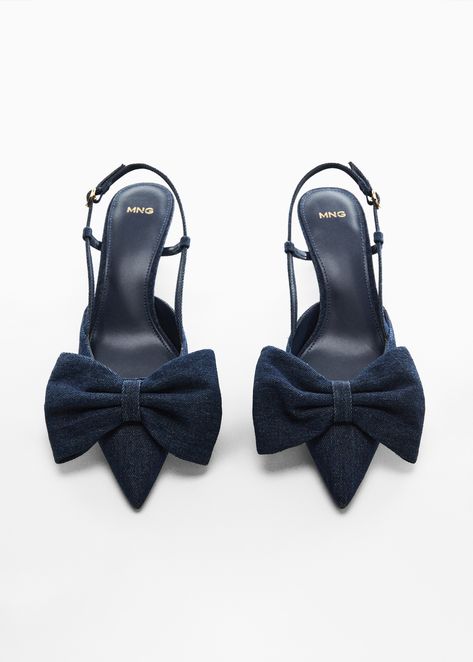 Bow-heeled denim shoes Heels Aesthetic, Things I Need To Buy, Denim Heels, Kitten Heel Shoes, Casual Wear Dress, Cute Heels, Bow Heels, Bow Shoes, Dior Couture