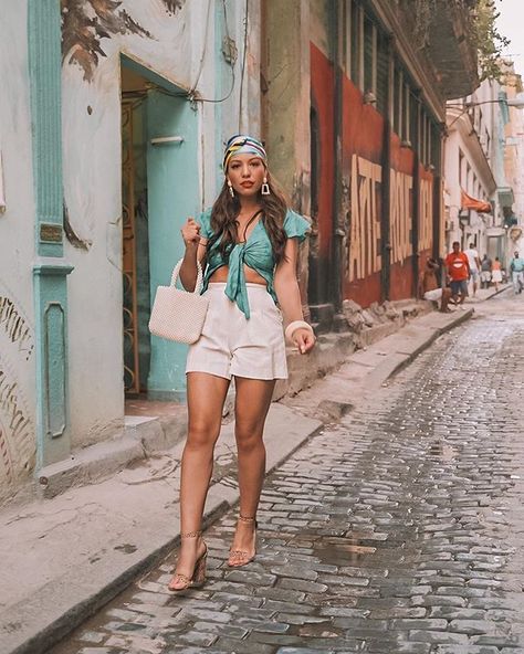 Cuba Outfits, Cuban Outfit, Cuba Outfit, Outfits With Cowboy Boots, Colombia Outfits, Cuban Women, Cuba Fashion, Puerto Rico Trip, Styled Outfits