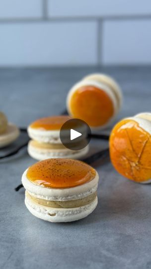 93K views · 5.7K reactions | (Recipe) “Crème Brûlée” Macarons (Sound ON) - Happy Friday, friends! these macarons display intense vanilla flavors reminiscent of a delicious custard like crème brûlée. To make the sugar top you need to make caramel and be careful to not burn your fingers. Additional vanilla was sprinkled on top of the sugar top for more flavor! @provagourmet_us Madagascar vanilla bean and Fusion vanilla flavored cocoa butter. @sashacakeschicago macaron silicone mat MACARON SHELL: French meringue method, recipe in my blog. Add seeds from 1 vanilla bean per 100g egg whites. CARAMEL 225g sugar 50g water 30g glucose syrup (or light corn syrup) INTENSELY VANILLA CRÉMEUX 100g heavy cream 100g milk 1 Madagascar vanilla bean, seeded. 35g egg yolks (~2 yolks) 30g sugar 1 gelat Macarons Display, Creme Brulee Macaron, Mango Macaron Filling, Caramel Macaron Filling, Vanilla Bean Macarons, French Vanilla Macarons, Food Reels, French Meringue, Madagascar Vanilla Beans