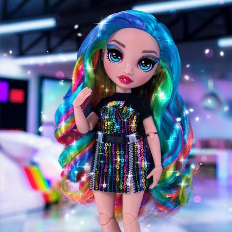 Rainbow Activities, Custom Monster High Dolls, Cheer Uniform, Mini Accessories, Rainbow Fashion, Rainbow High, Lol Dolls, Hair Studio, Monster High Dolls